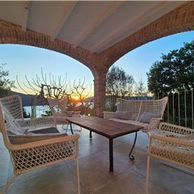 4 bedroom villa with pool and sea views, Kumbor, sleeps 8-10